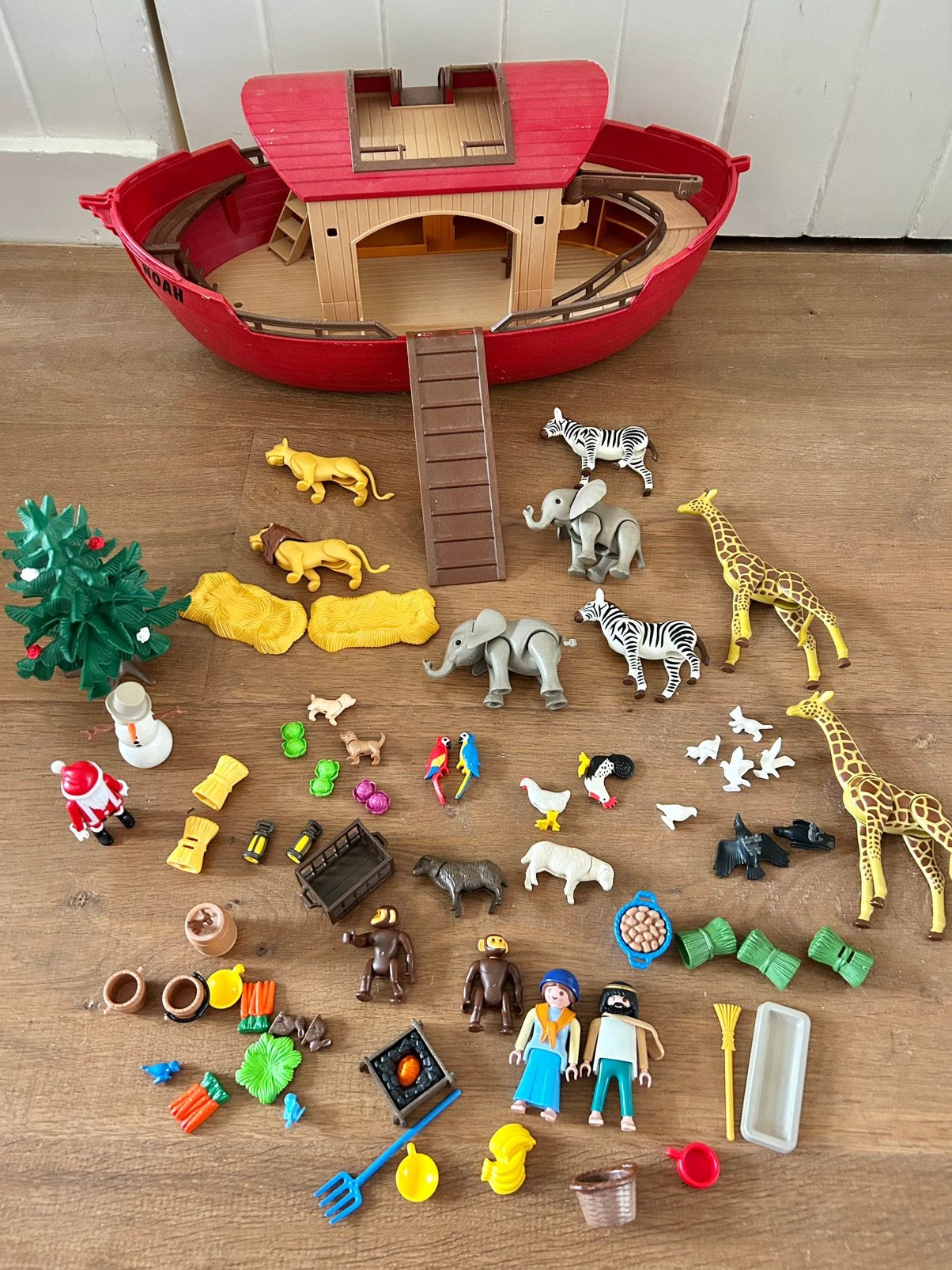 Arc van Noah en kerstman kerstboom sneeuwpop veel dieren, Kinderen en Baby's, Speelgoed | Playmobil, Ophalen of Verzenden, Gebruikt