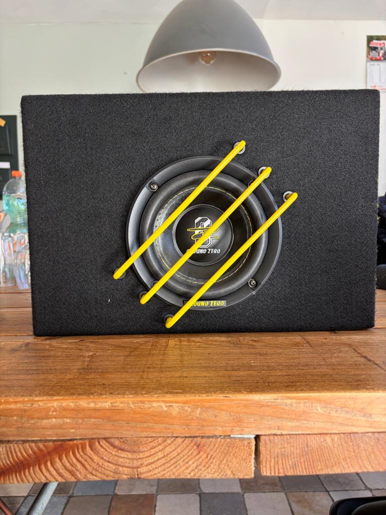 Ground Zero GZRB 16SPL Subwoofer - Compact & Krachtig, Auto diversen, Autospeakers, Ophalen of Verzenden, Zo goed als nieuw