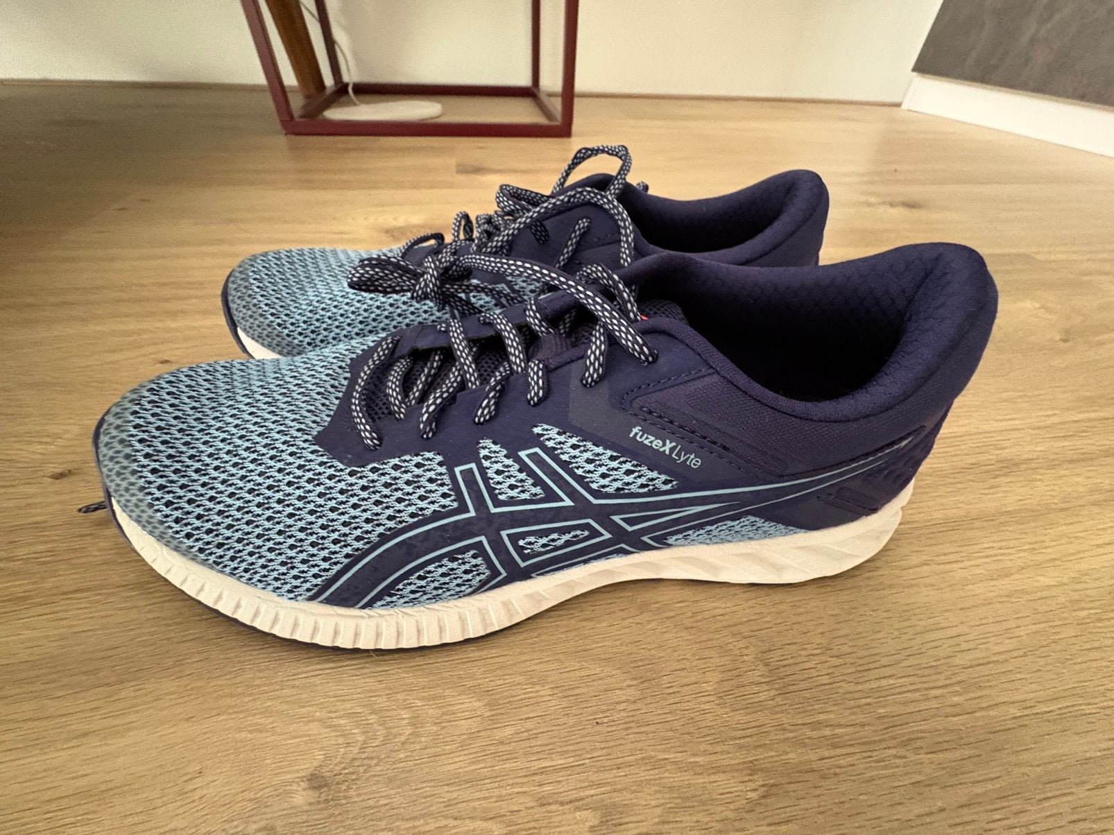 Sportschoenen Asics, Sport en Fitness, Loopsport en Atletiek, Hardloopschoenen, Nieuw, Ophalen of Verzenden, Overige sporten