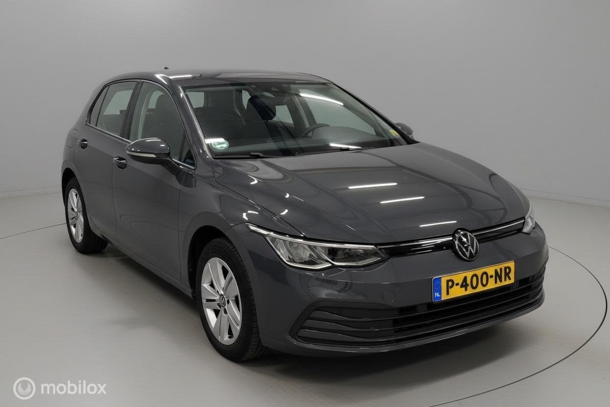 Foto 3 van Volkswagen Golf 1.0 TSI Life ✓IQ✓PDC✓Applecar.✓ACC