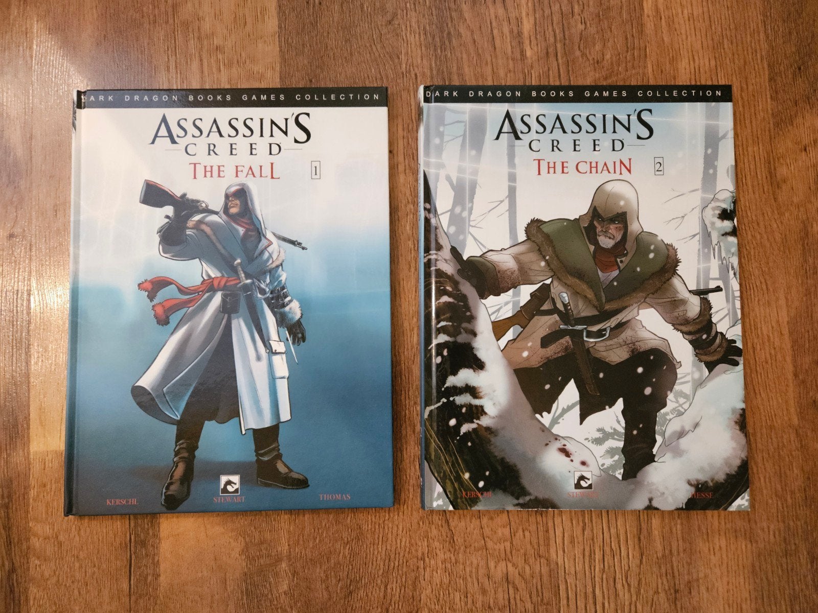 Set Assassin's Creed comics The Fall 1 en The Chain 2, Boeken, Meerdere comics, Ophalen of Verzenden, Zo goed als nieuw, Amerika