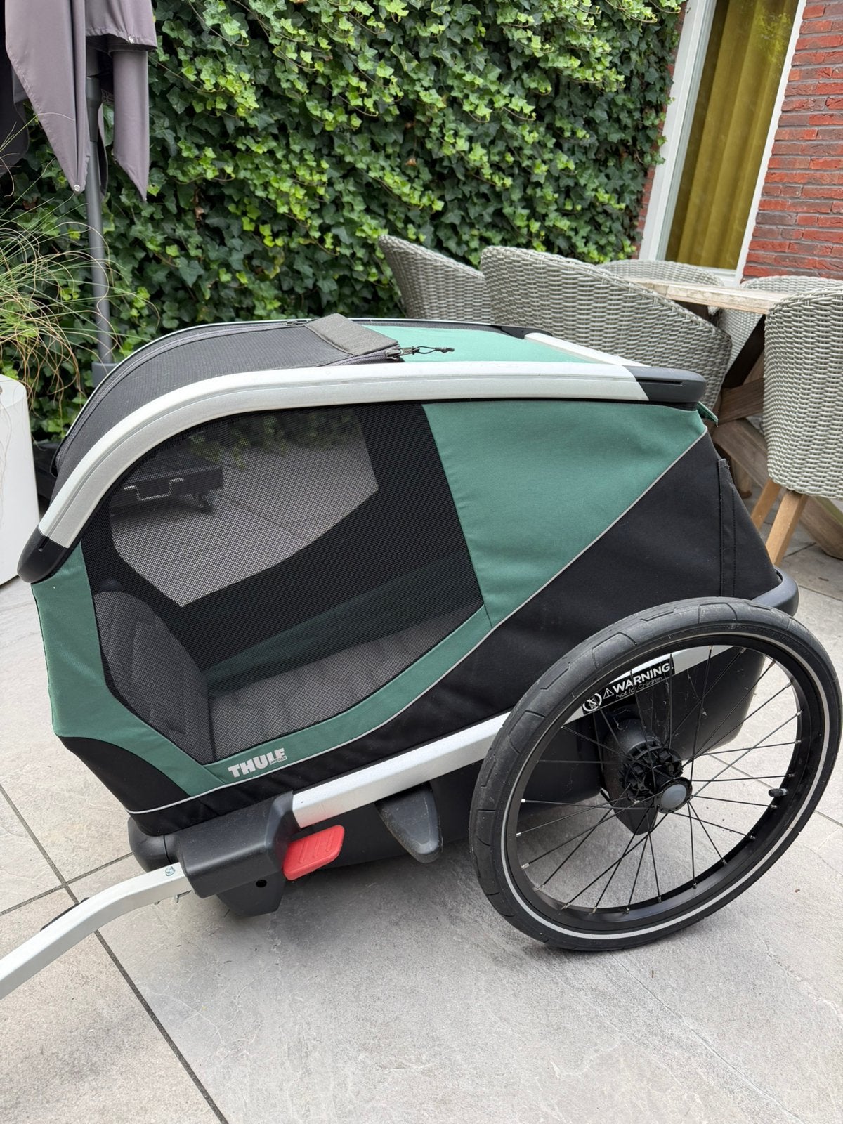 Hondenkar, fietskar voor hond van merk thule, Fietsen en Brommers, Fietsaccessoires | Aanhangers en Karren, Ophalen, Zo goed als nieuw