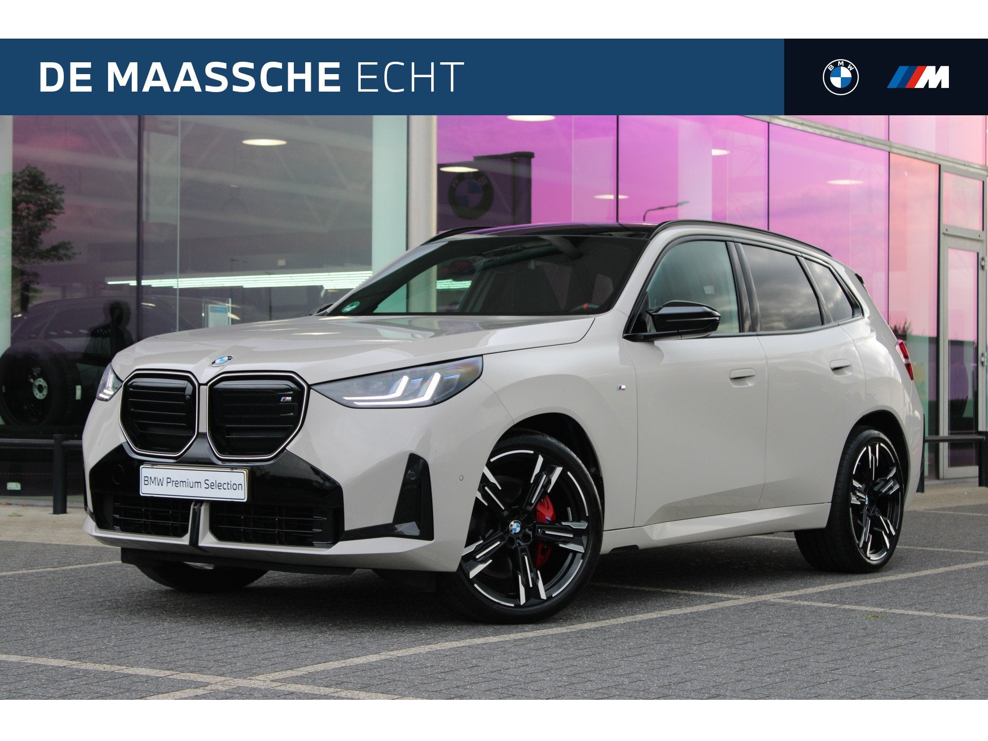 BMW X3 M50 Automaat / Trekhaak / Panoramadak / Sportstoelen, Dealer onderhouden, Gebruikt, Met garantie (alle), 2500 kg