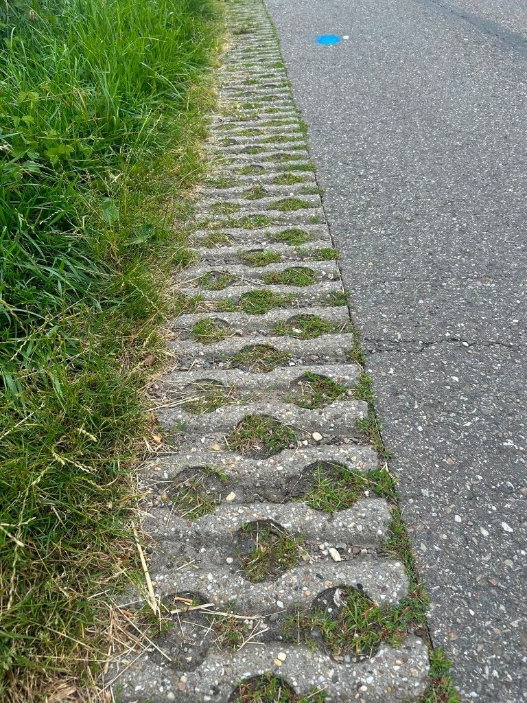 Gebruikte Grasbeton Ca. 360m² en Kunststofblokken Ca. 180m², Tuin en Terras, Gebruikt, Overige typen, Ophalen of Verzenden, 10 m² of meer