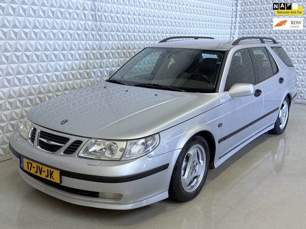Saab 9-5 Estate 2.3 Turbo Aero AUTOMAAT 184KW / 250PK! (2002, Auto's, Saab, Zwart, 4 cilinders, 2290 cc, Automatische klimaatregeling