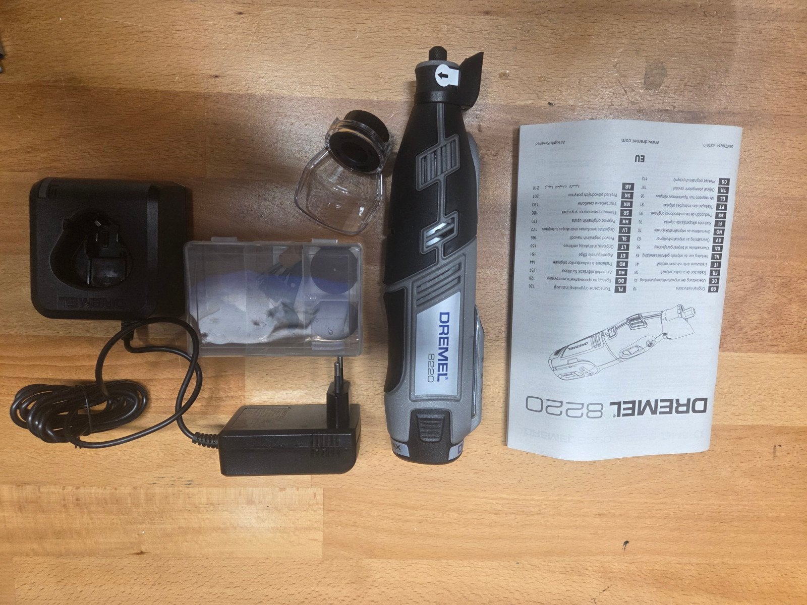 Dremel 8220-1/5 Accu Multitool – 12 V 2,0 Ah – LED, Doe-het-zelf en Verbouw, Ophalen of Verzenden, Nieuw