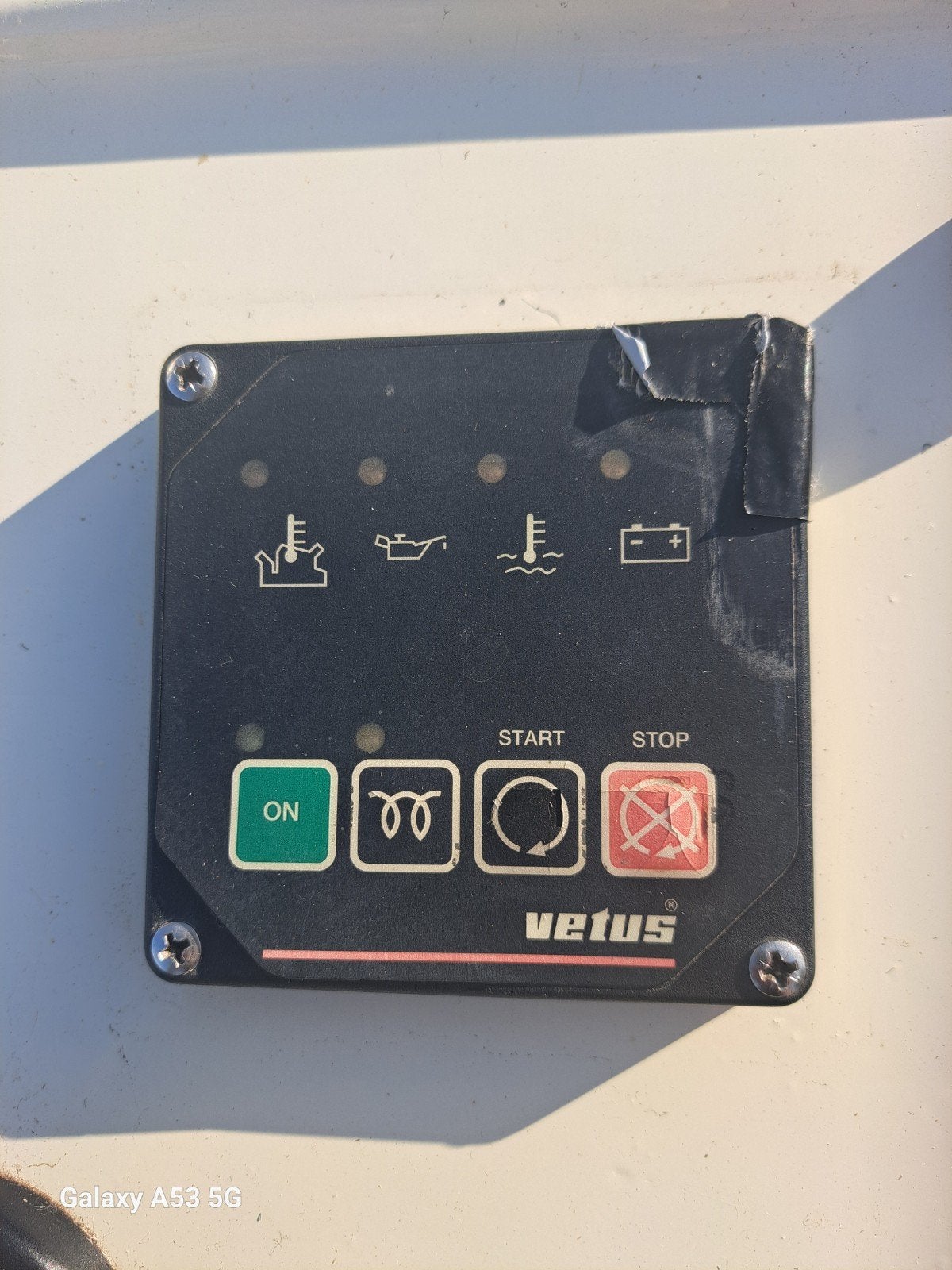 Gezocht start stop paneel VETUS  mp00, Watersport en Boten, Ophalen of Verzenden, Zo goed als nieuw, Motor en Techniek, Zeilboot of Motorboot