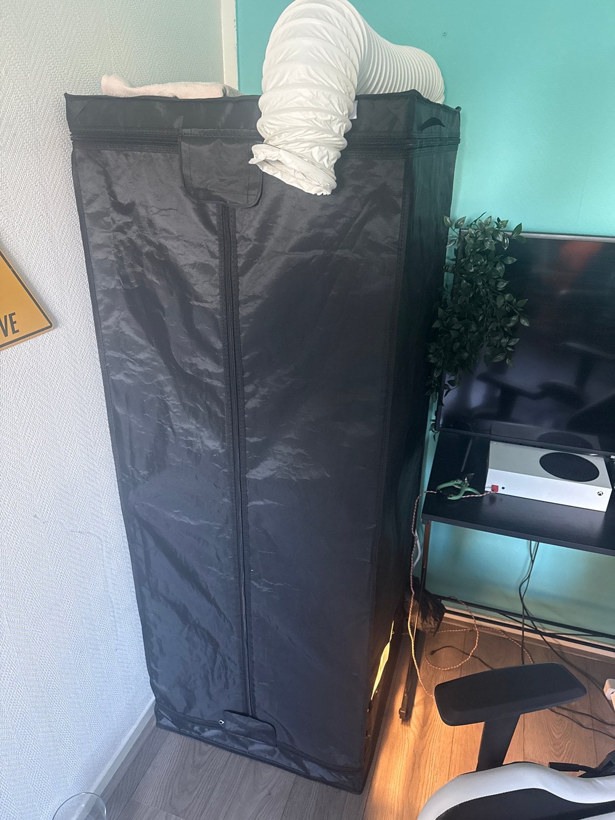 Kweektent met Mars Hydro kweeklamp en afzuiging, Ophalen, Gebruikt, Kweektent