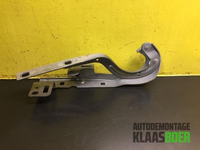 Motorkap Scharnier van een Peugeot 5008, Gebruikt, -, -, 6 maanden garantie