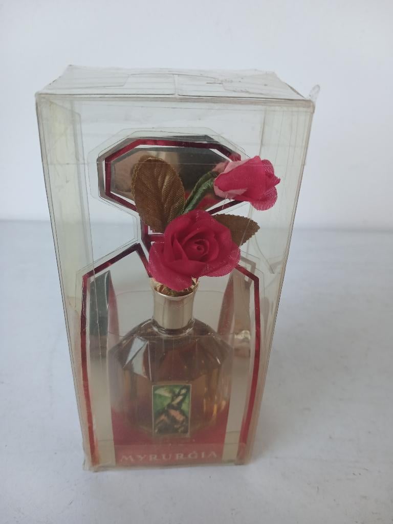 VINTAGE Myrurgia Maja eau de toilette flacon 30 ml., Verzamelen, Verzenden, Nieuw, Parfumfles, Gevuld