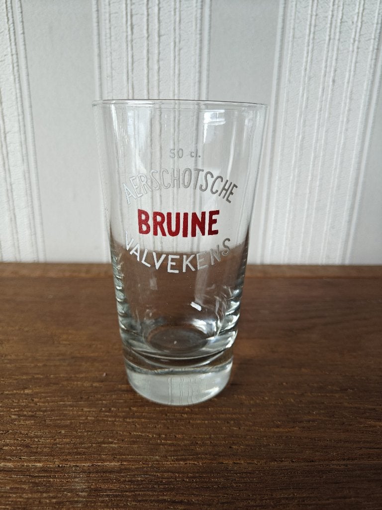 Vintage bierglas 50 cl Aerschotsche Bruine Valvekens, Ophalen of Verzenden, Zo goed als nieuw, Glas of Glazen, Overige merken