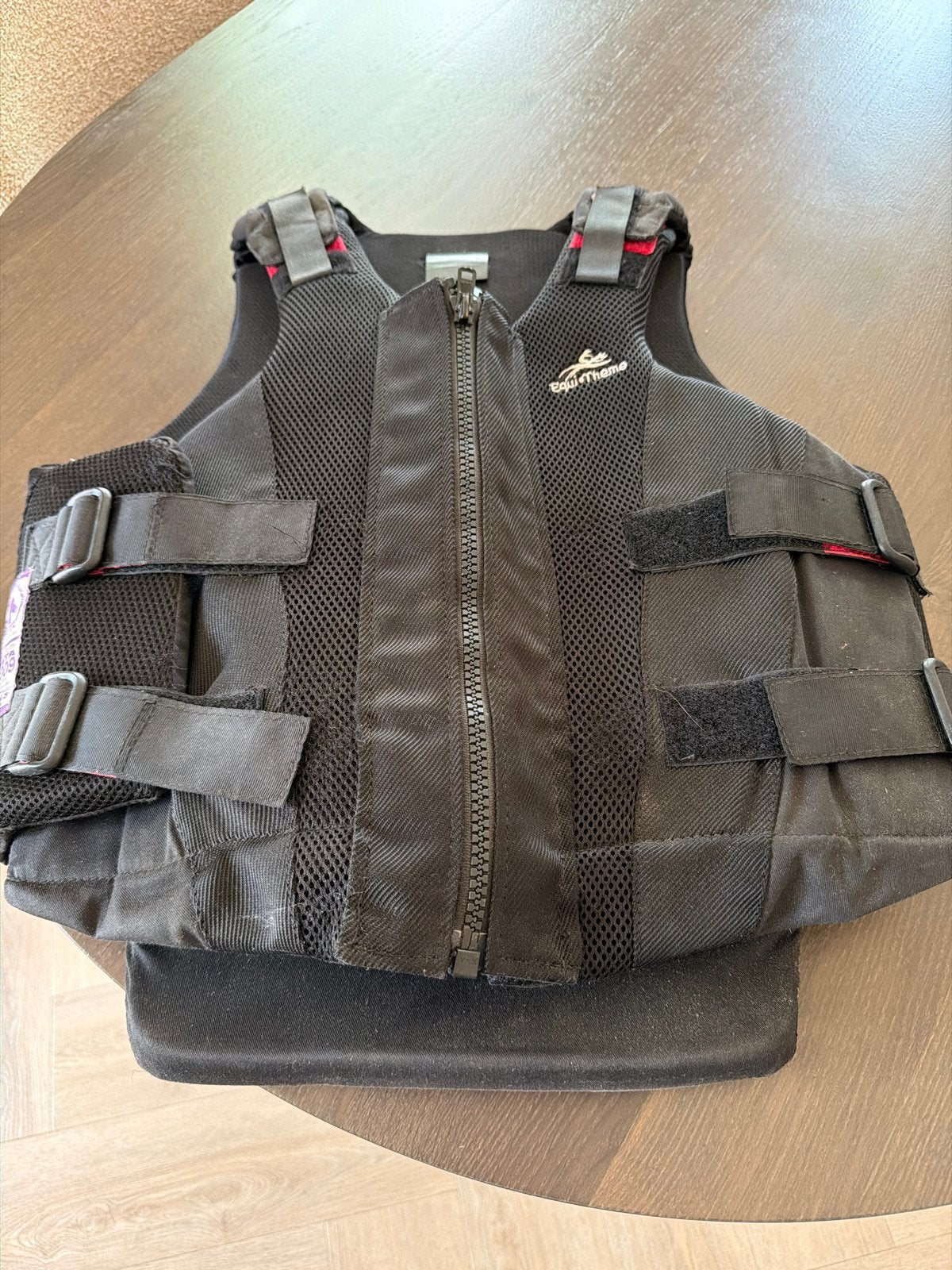 Body Protector Equi Theme maat M, Ophalen of Verzenden, Zo goed als nieuw, Springen