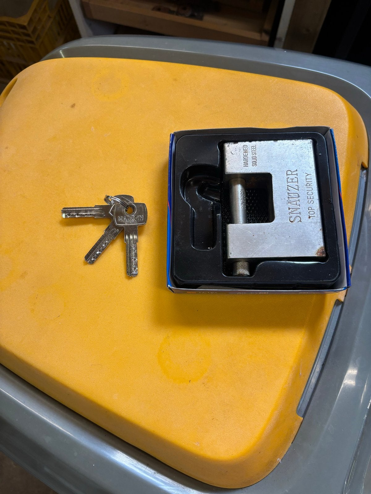 SNAUZER Top Security Hangslot - Gehard Staal 94mm, Ophalen of Verzenden, Zo goed als nieuw, IJzer, Slot