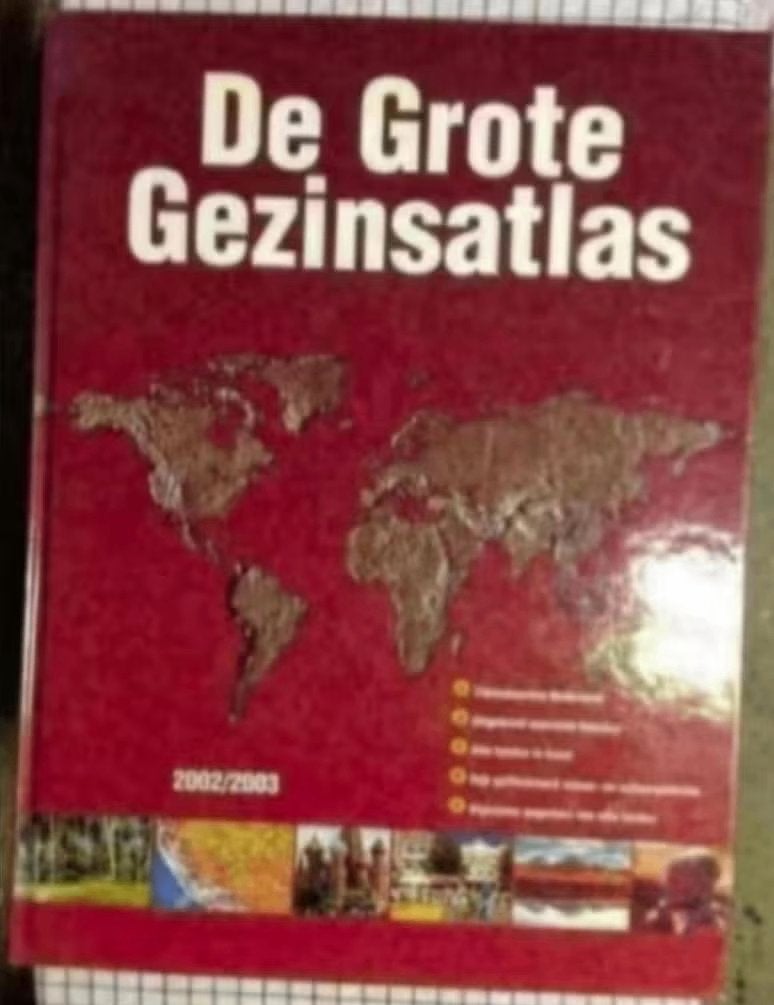 Grote gezinsatlas; blue stone publishers; 9077091076; nieuw, Overige atlassen, Overige gebieden, Nieuw, Ophalen of Verzenden