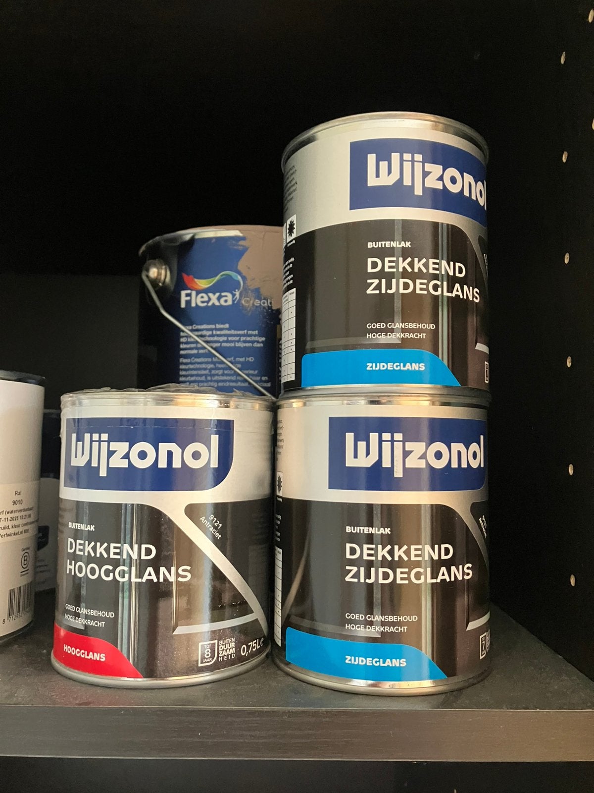 Wyzonol 9121 buitenlak Antraciet, Ophalen, Zo goed als nieuw, Wit, Lak