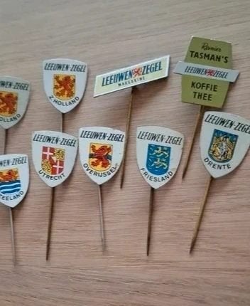 Vintage Leeuwen-Zegel Speldjes - Provincies en Reclame, Ophalen of Verzenden, Gebruikt, Stad of Land, Speldje of Pin