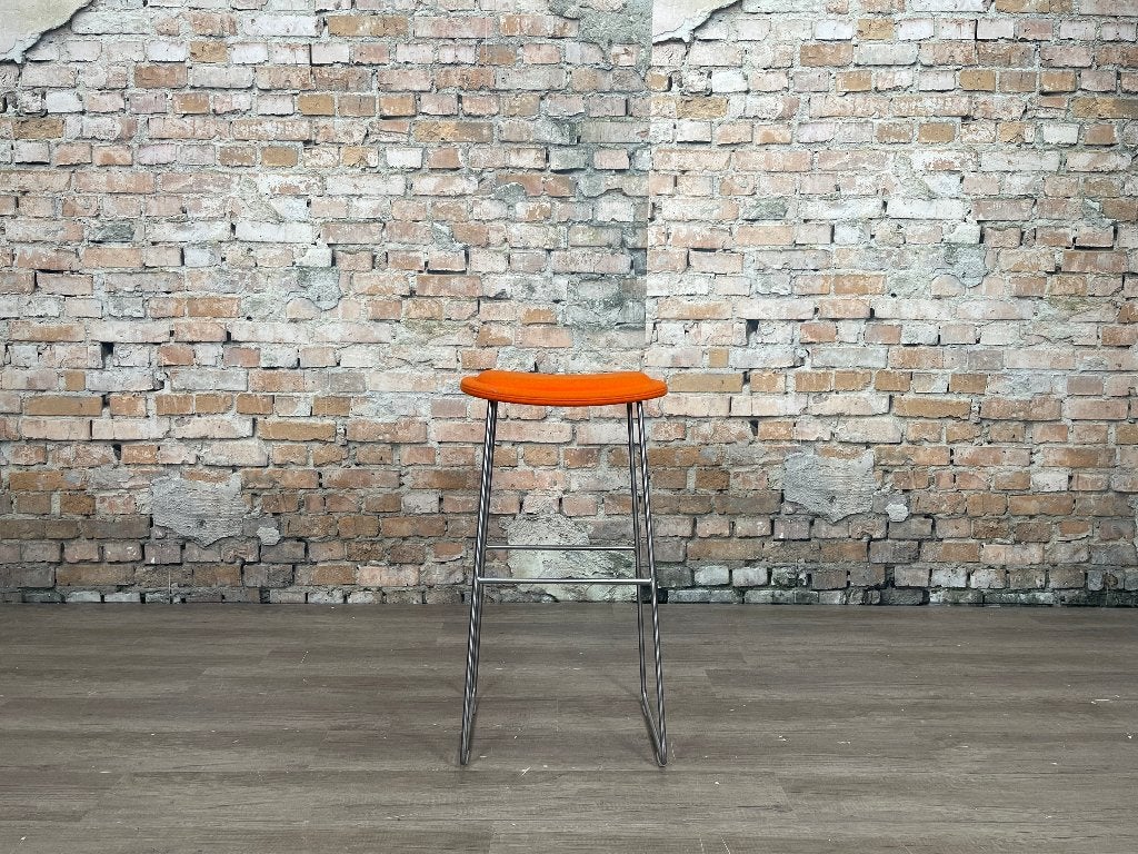 Cappellini Hi Pad Stool – Oranje stof | Jasper Morrison
