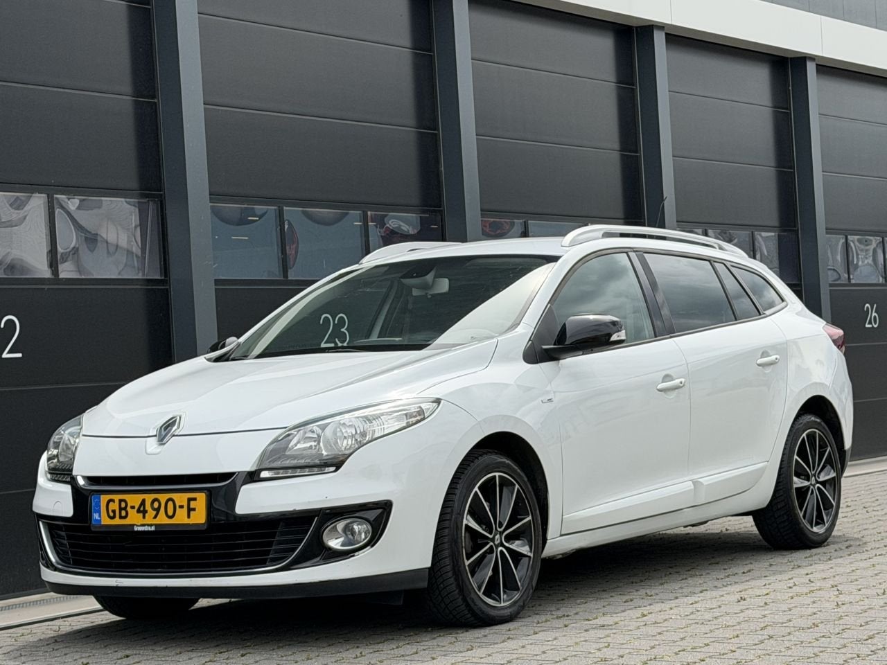 Renault Mégane 1.5 DCI Bose Navi Clima AUTOMAAT (bj 2013), Auto's, 680 kg, 4 cilinders, 1264 kg, Wit
