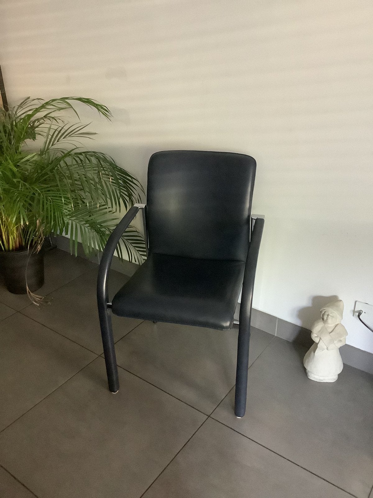 Design eetkamerstoelen Leolux, Ophalen, Blauw, Zo goed als nieuw, Leer