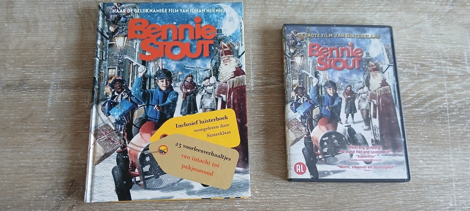 Bennie Stout DVD met boek + luisterboek sinterklaas sint, Ophalen of Verzenden, Zo goed als nieuw