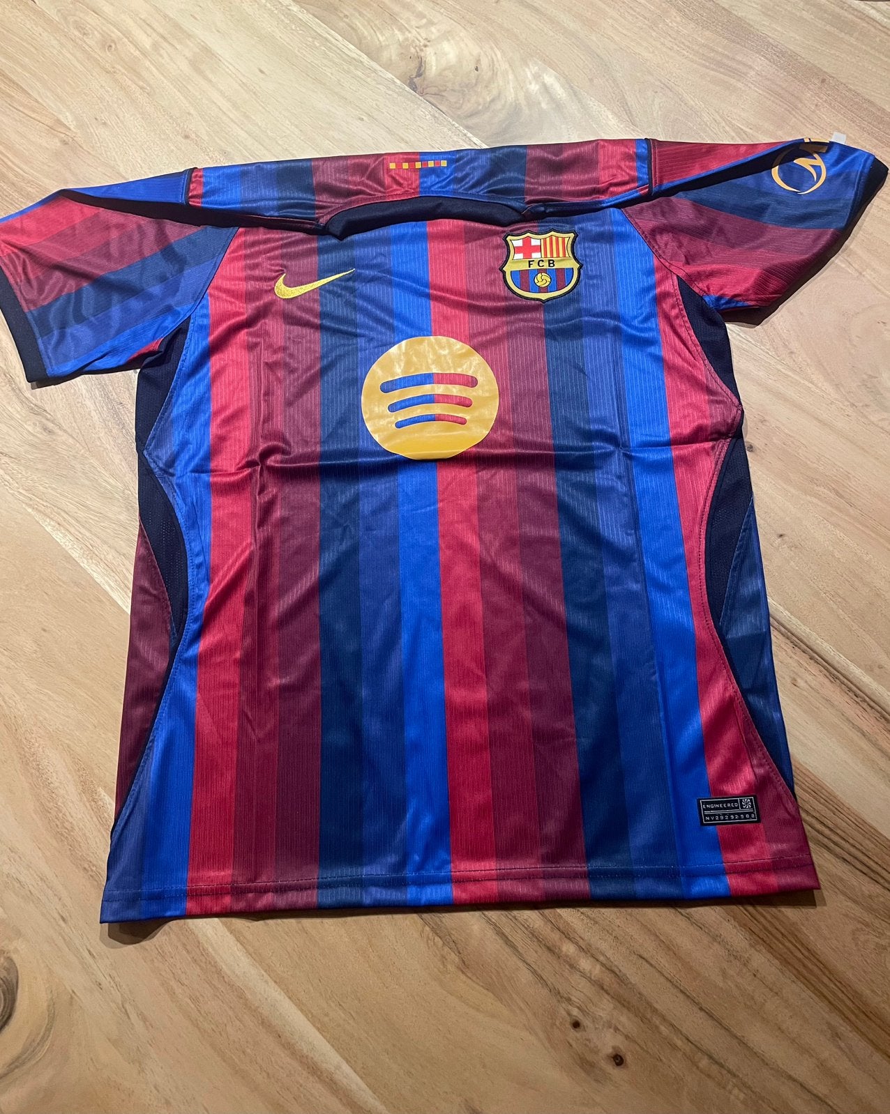 Barcalona tenue, Maat M, Ophalen of Verzenden, Nieuw, Shirt