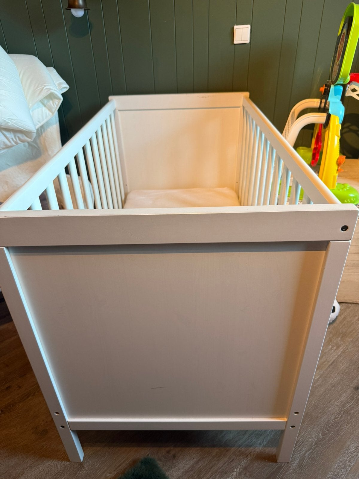 Ikea ledikant 60 x 120 incl goed onderhouden matras, Kinderen en Baby's, Kinderkamer | Complete kinderkamers, Ophalen, Zo goed als nieuw