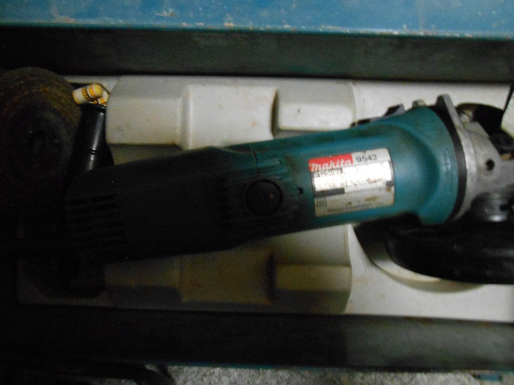 Makita haakseslijper 9542, Ophalen, Gebruikt