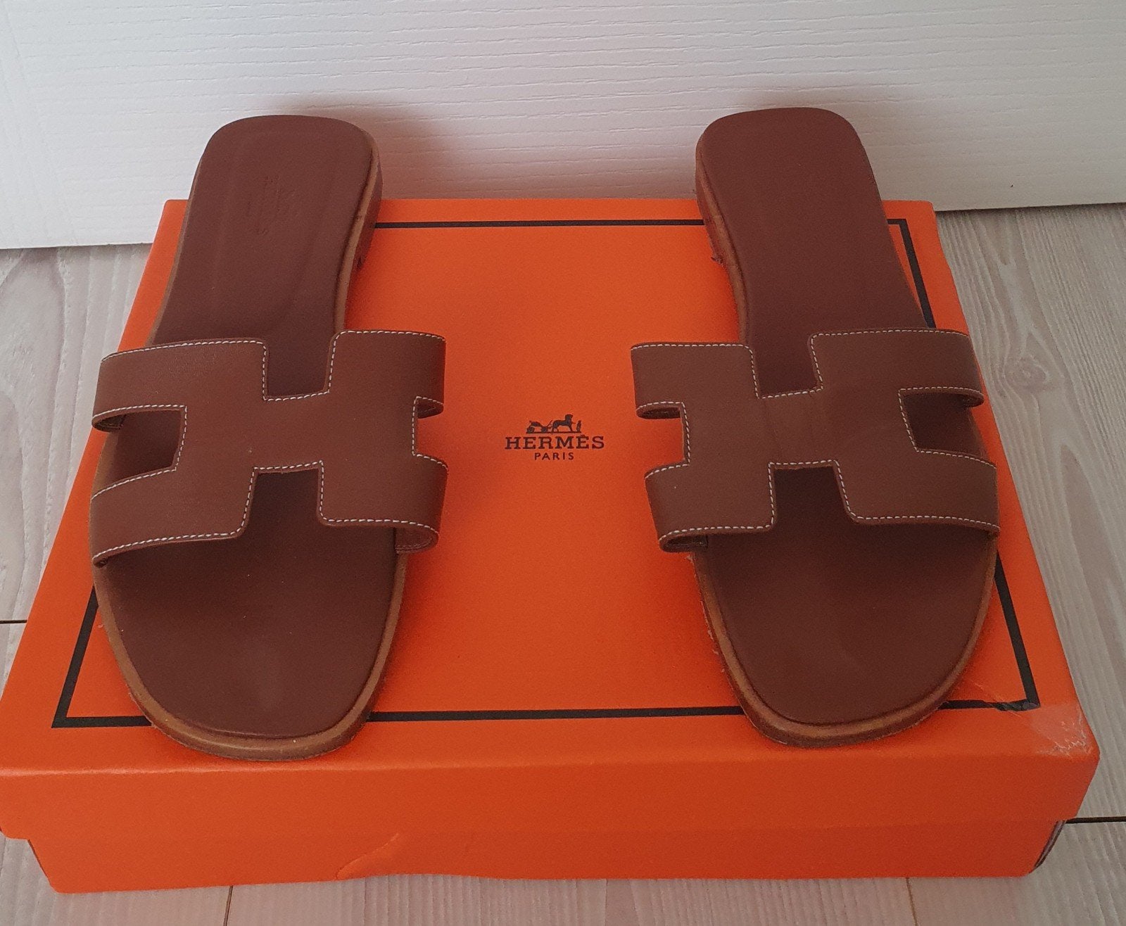 Hermes slippers M39, Slippers, Ophalen of Verzenden, Zo goed als nieuw, Hermes