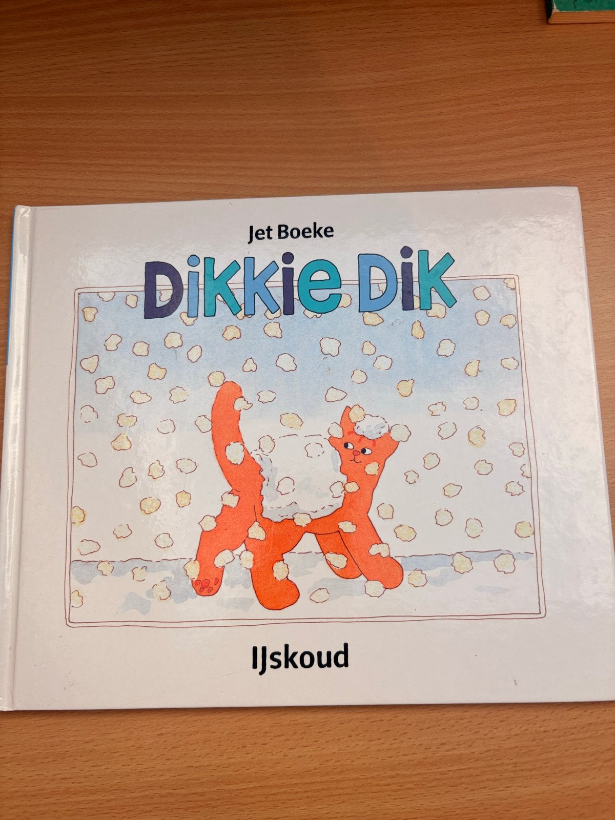 Dikkie Dik Ijskoud - Jet Boeke, Ophalen of Verzenden, Zo goed als nieuw, Fictie algemeen