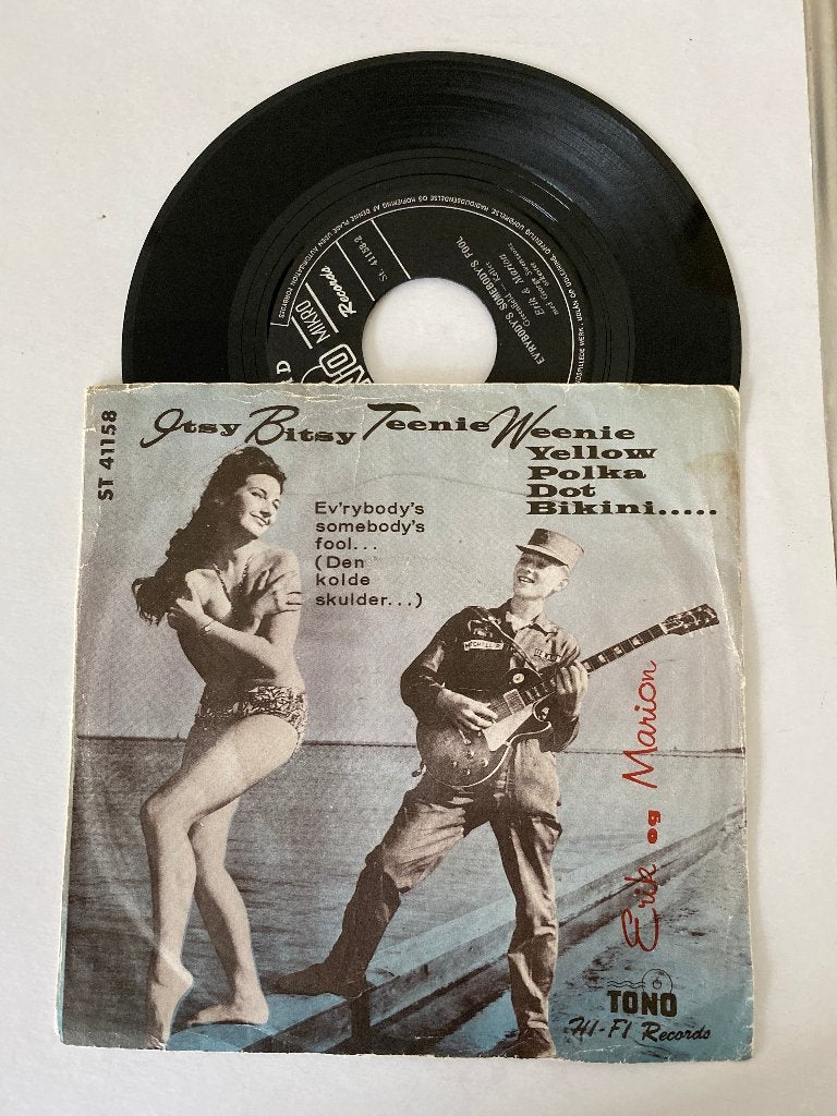 Erik Og Marion– Itsy Bitsy Teenie Weenie Yellow Polka Dot Bi, Pop, 7 inch, Zo goed als nieuw, Fotohoes