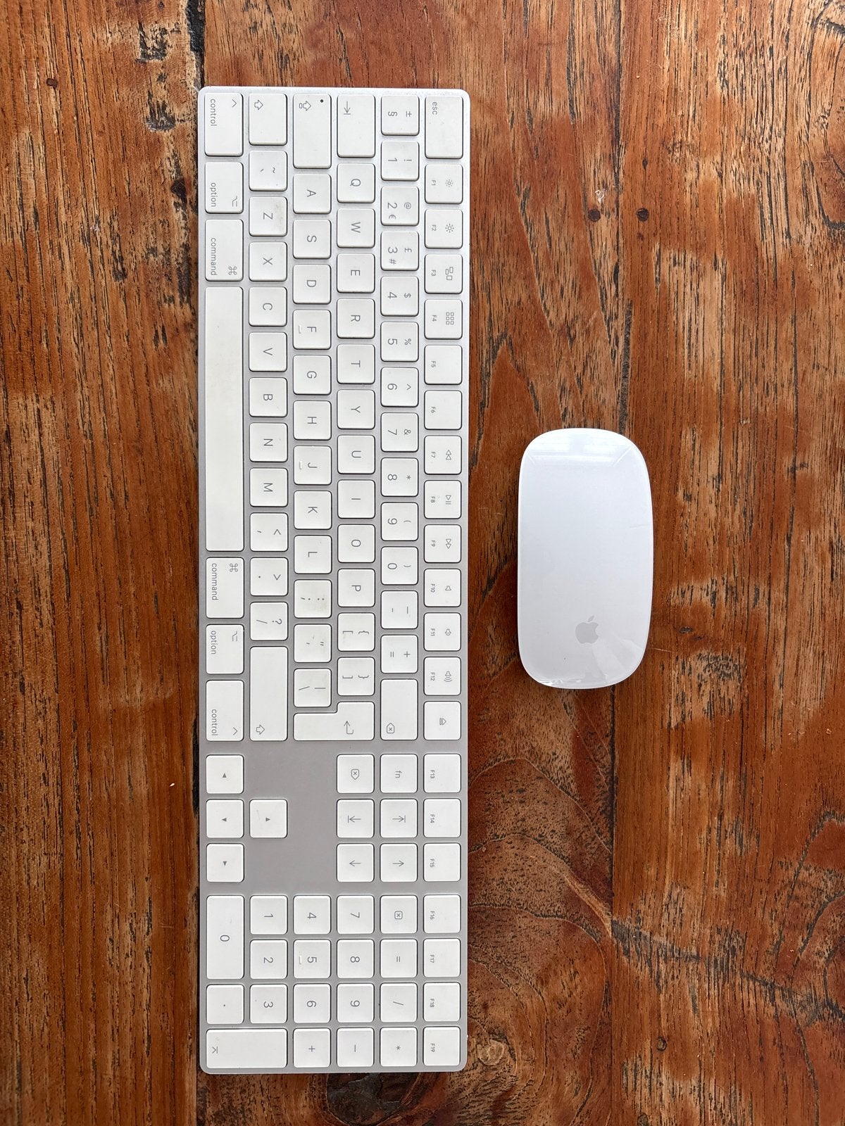 Apple Magic Keyboard en Magic Mouse, Muis, Toetsenbord en muis-set, Ophalen of Verzenden, Zo goed als nieuw