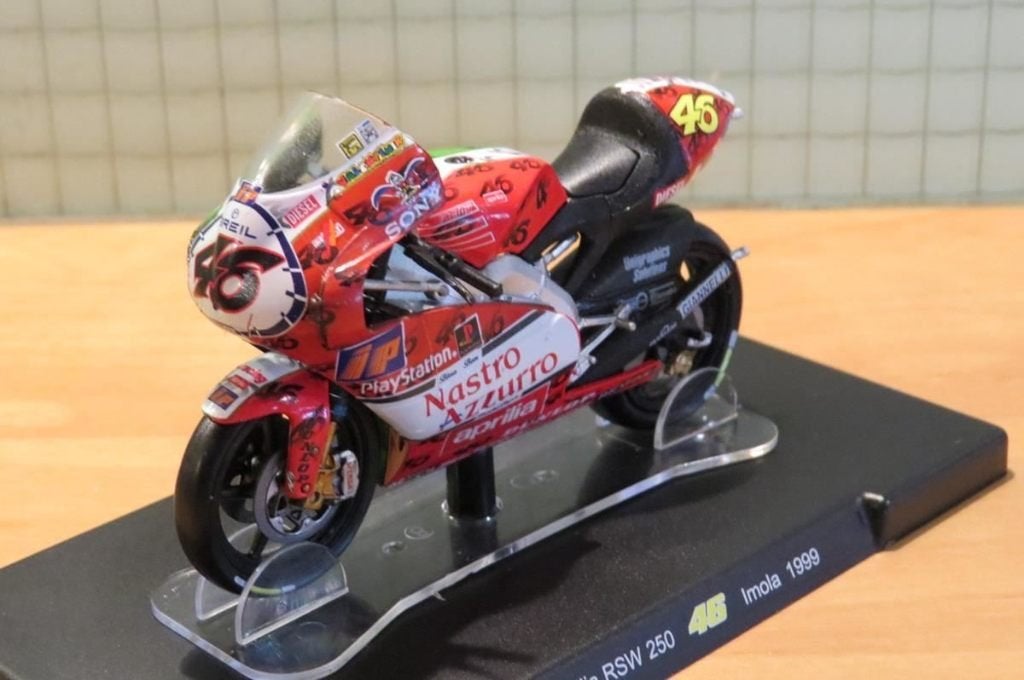 Valentino Rossi Aprilia RSW250 Imola 1999 1:18, Serviceclientele@altaya.be, Nieuw, Ophalen of Verzenden, Motor