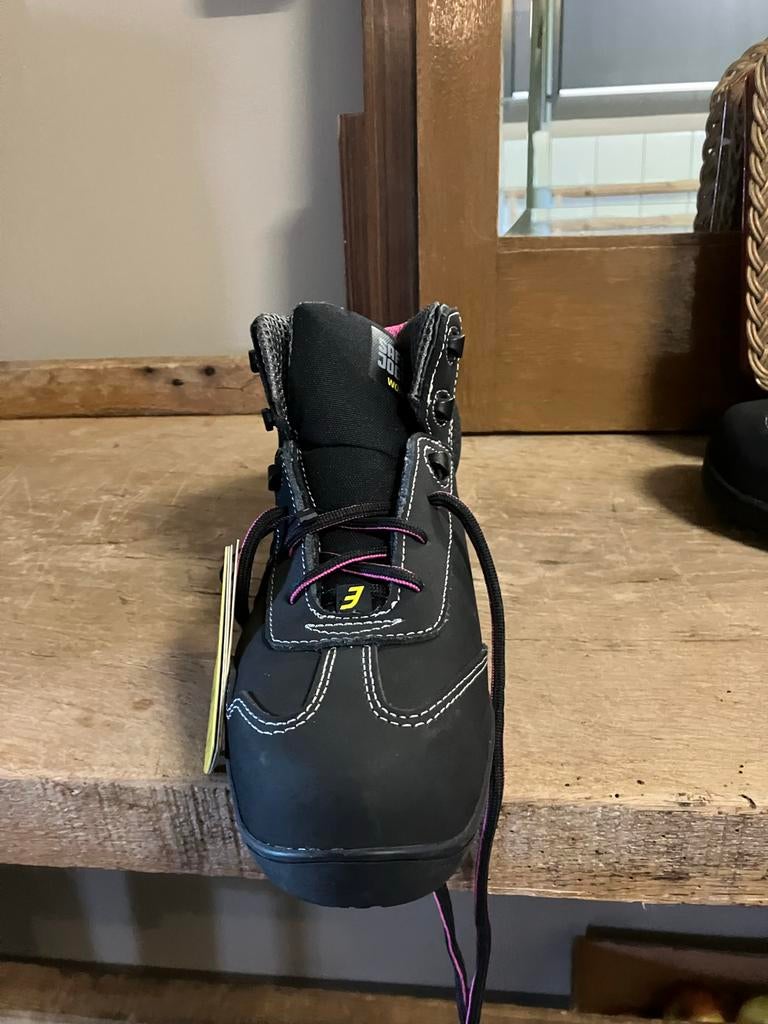 Nieuwe Safety Jogger veiligheidsschoenen (S3)maat 38, Ophalen of Verzenden, Nieuw