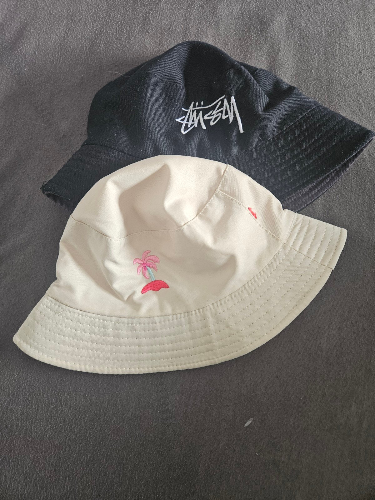 Bucket hats, Ophalen, Zo goed als nieuw, One size fits all