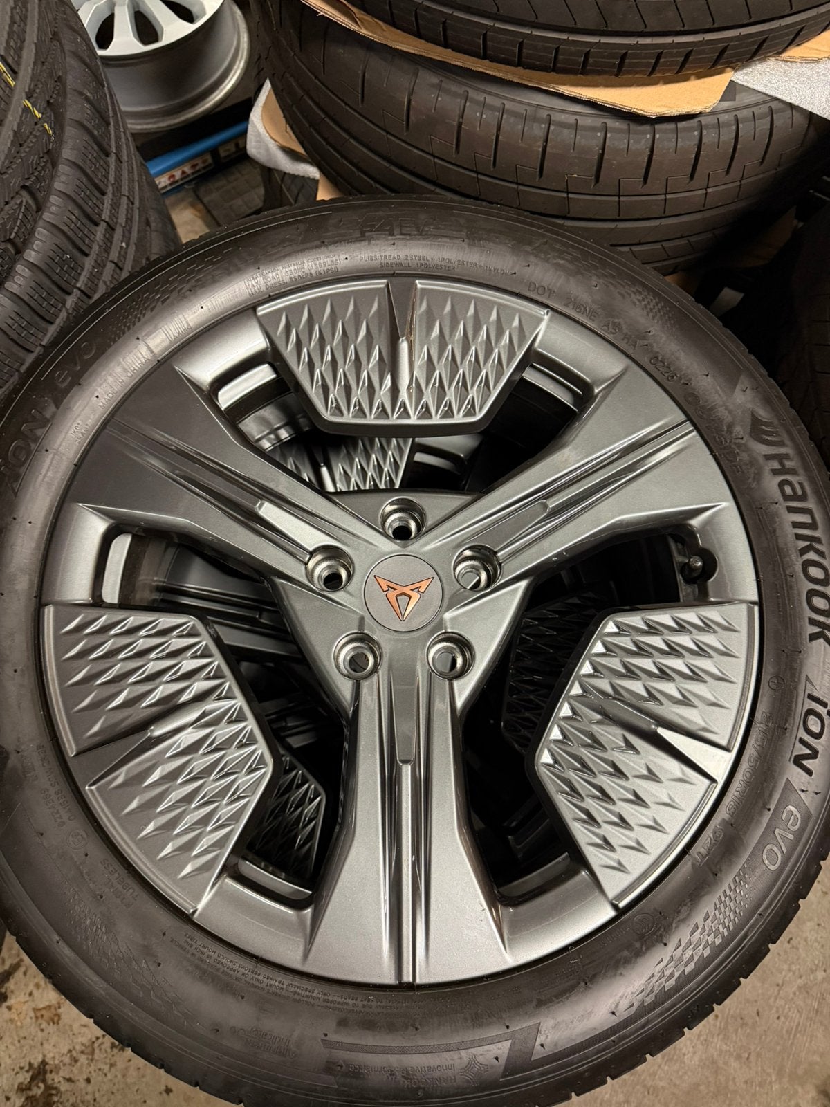18 inch originele Cupra Raval velgen met zomerbanden. DEMO, 18 inch, 215 mm, Velg(en), Nieuw