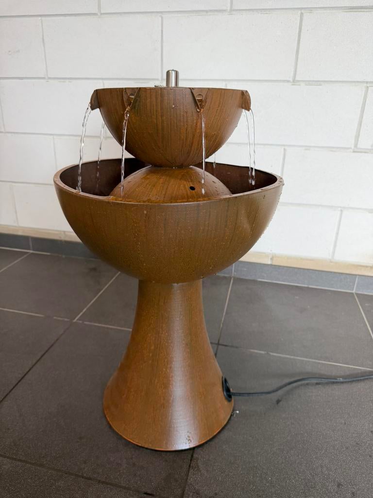 Garden fountain / Tuinfontein, Ophalen, Zo goed als nieuw, Beton, Waterornament