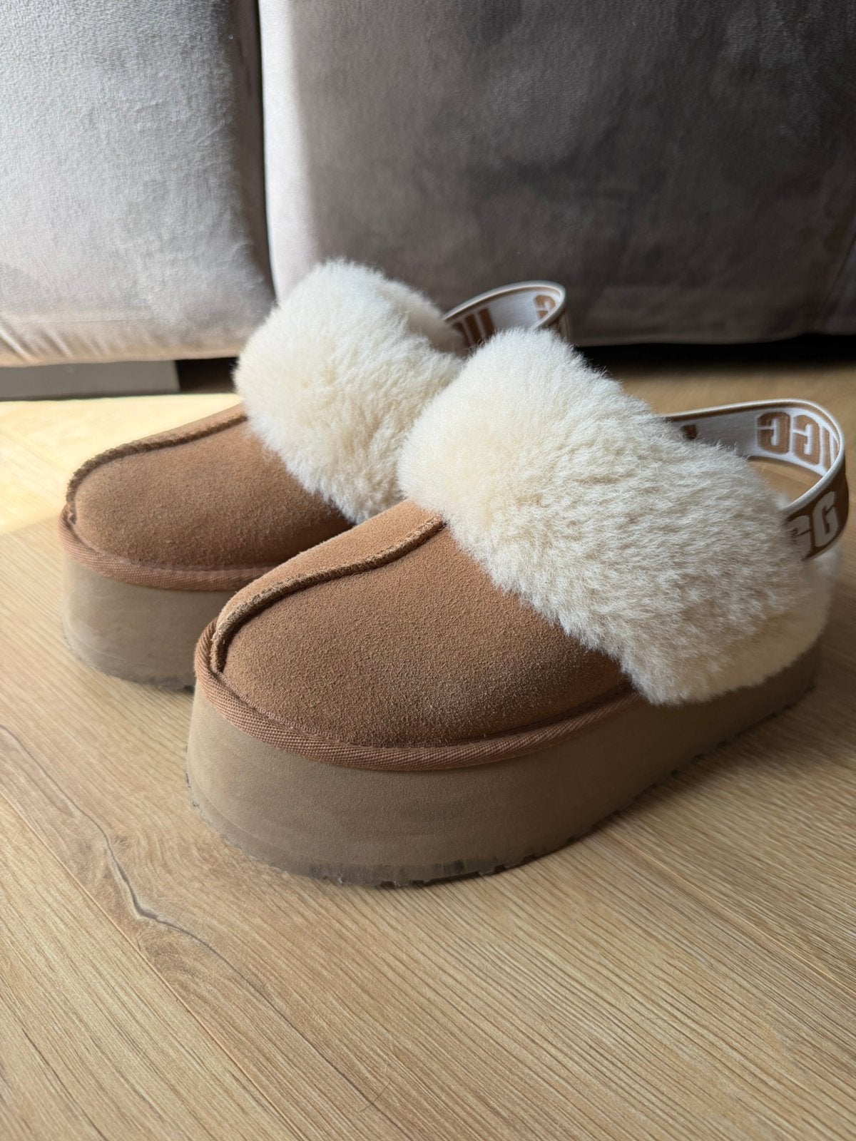 UGG maat 36, Ophalen of Verzenden, Zo goed als nieuw, Beige
