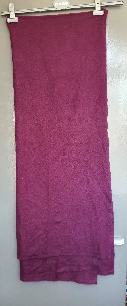 100% kasjmier sjaal wijnrood luxe zacht, Ophalen of Verzenden, Zo goed als nieuw, Maat 46/48 (XL) of groter, Sjaal