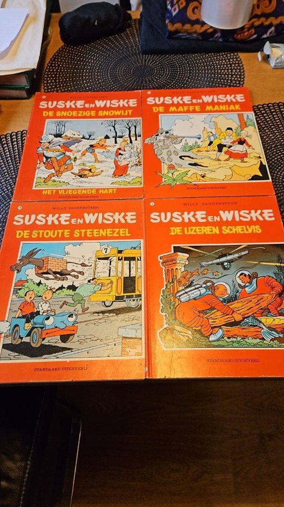 4 stripboeken strips comics van Suske en Wiske, Meerdere comics, Ophalen of Verzenden, Gelezen, Europa