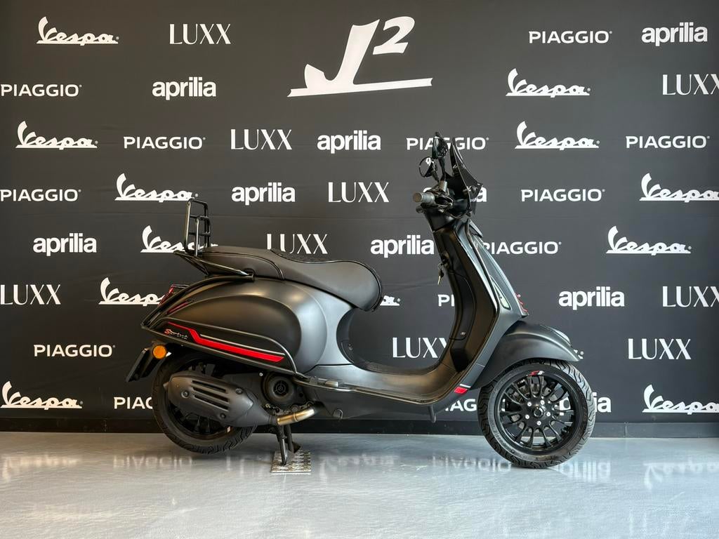 Vespa Sprint | Mat Zwart | Brom | 2021 | 3890 km, Overige modellen, ., Maximaal 45 km/u, Ophalen of Verzenden