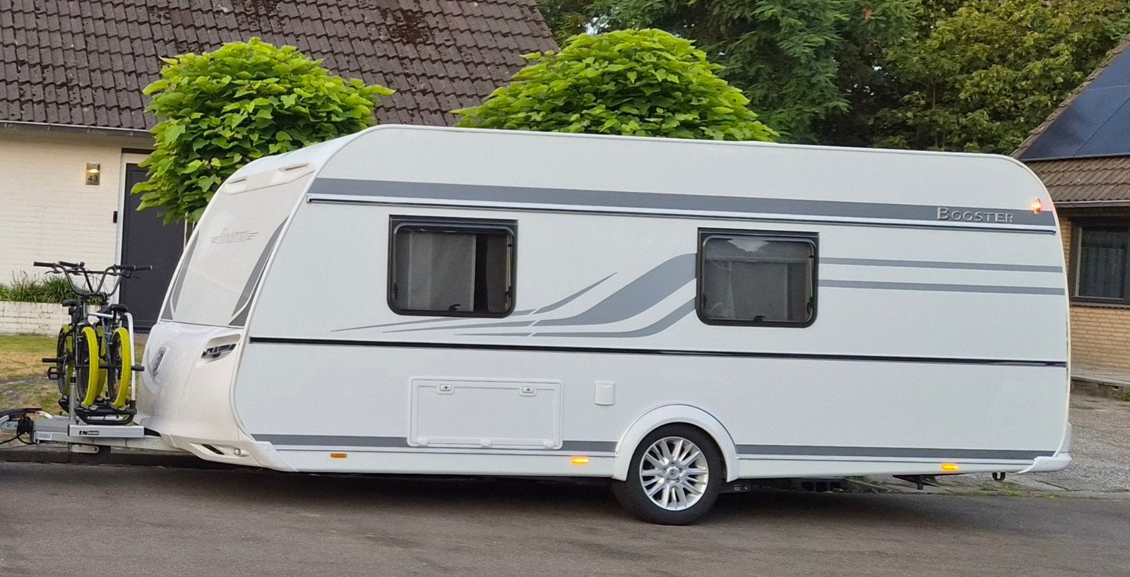 Tabbert Rossini Booster 520 DM | 2022 | 3 stapelbedjes, Tabbert, Frans bed, 7 tot 8 meter, Particulier