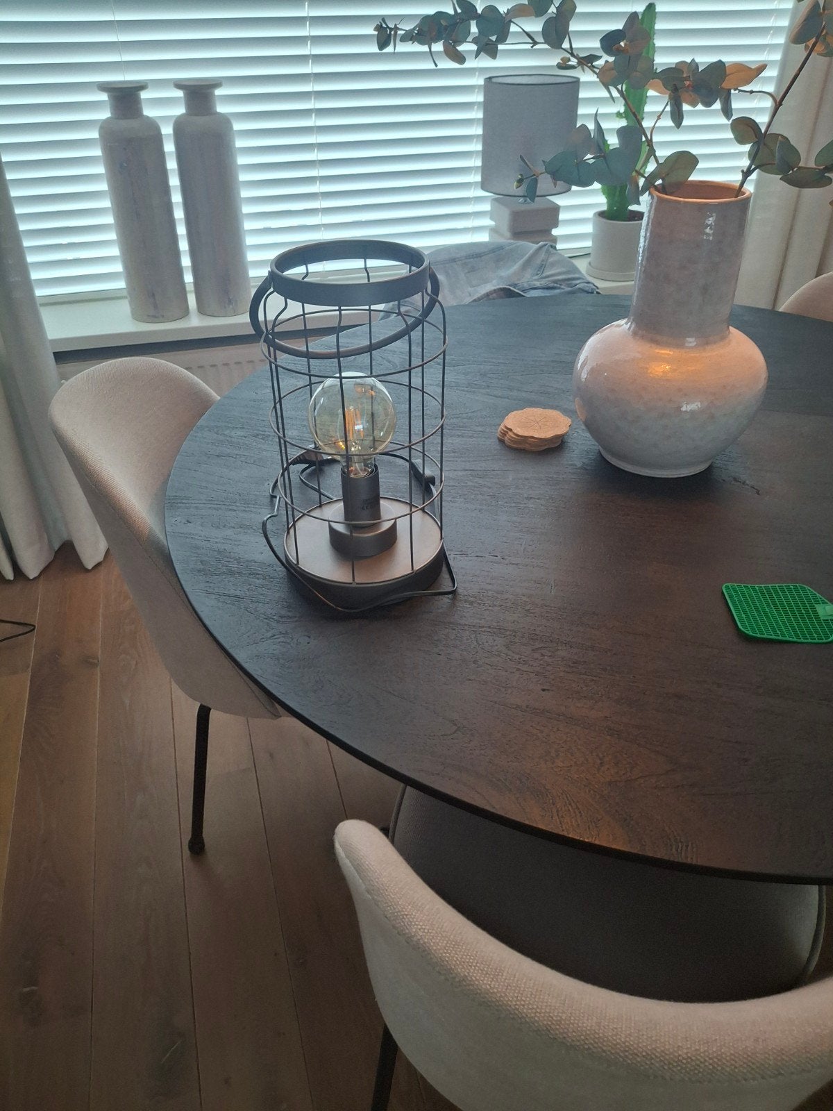 2 tafel lampen, Ophalen