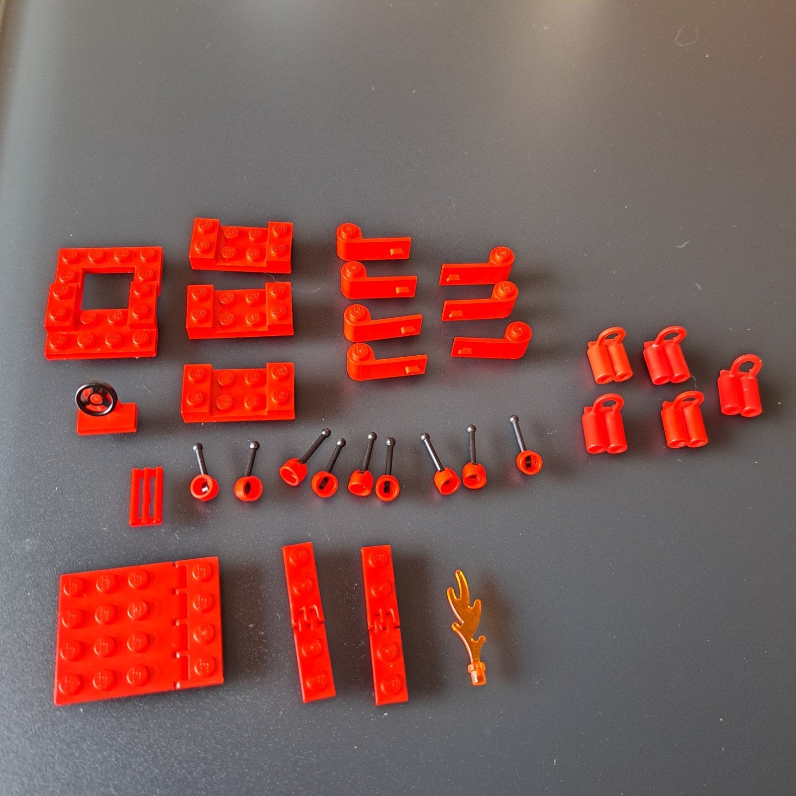 Losse rode Lego onderdelen, ideaal voor brandweerwagen/auto, Kinderen en Baby's, Speelgoed | Duplo en Lego, Ophalen of Verzenden