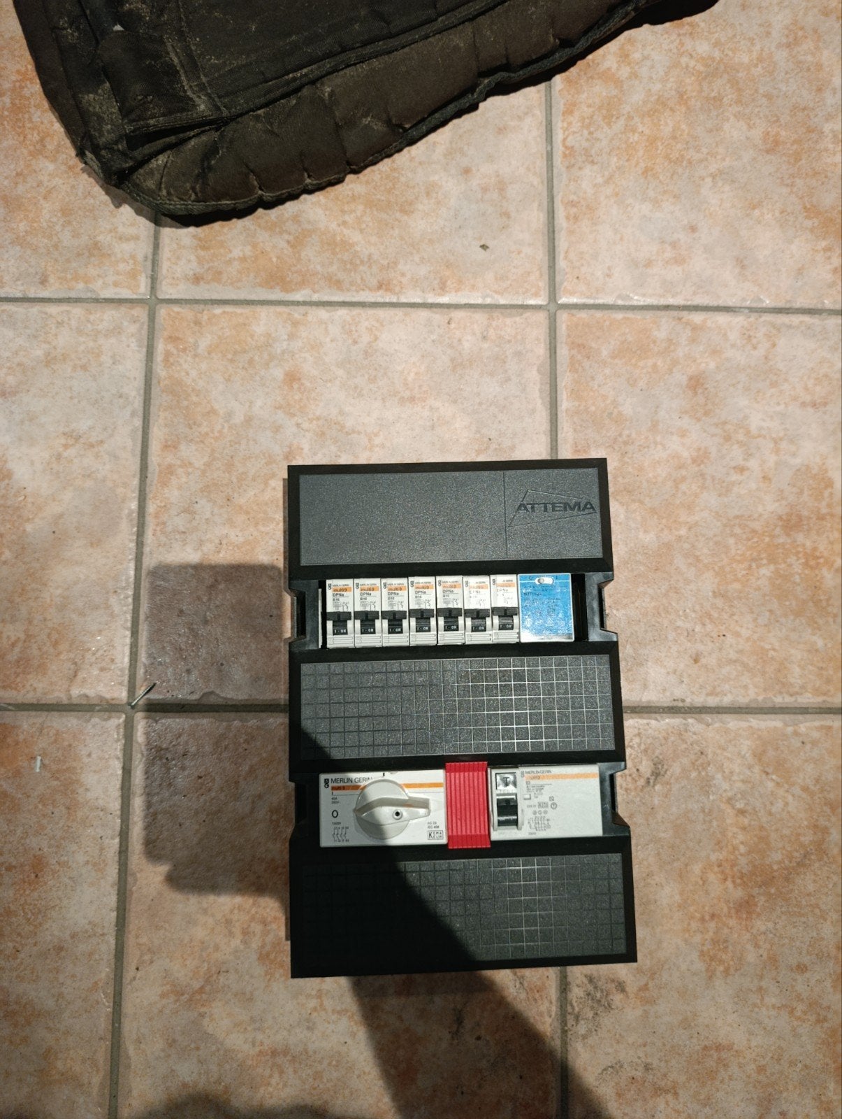 Attema Groepenkast met en Aardlekschakel en beltrafo, Ophalen of Verzenden, Gebruikt, Attema, Groepenkast