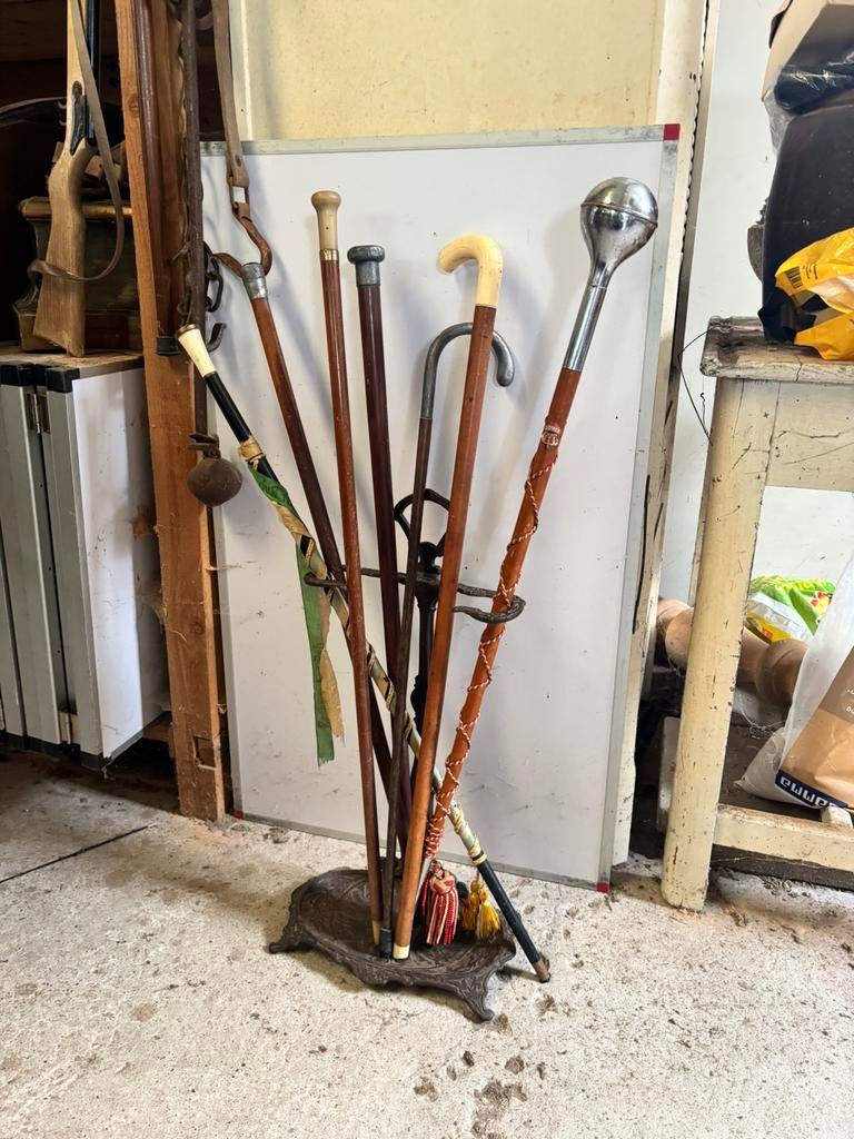 Verschillende wandelstokken w.o. 5 wandel en 1 fanfare stok, Antiek en Kunst, Verzenden