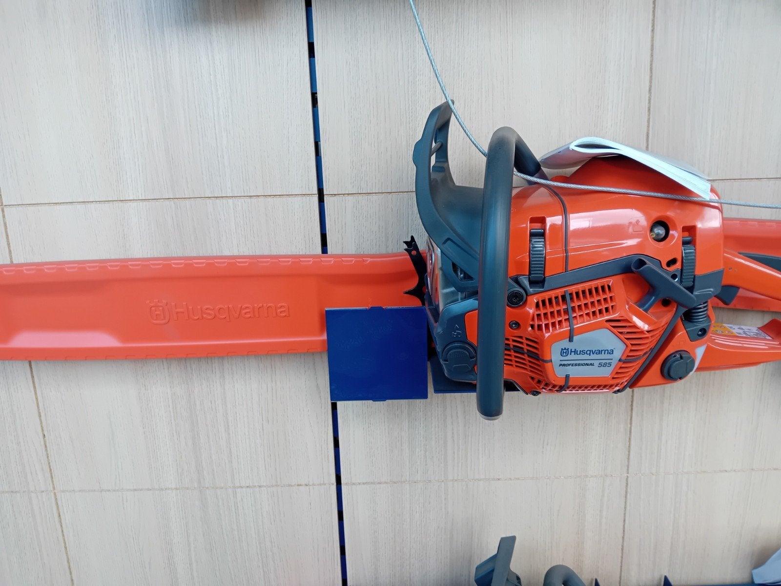 Nieuwe Husqvarna 585 Professionele Motorzaag, Tuin en Terras, Ophalen of Verzenden