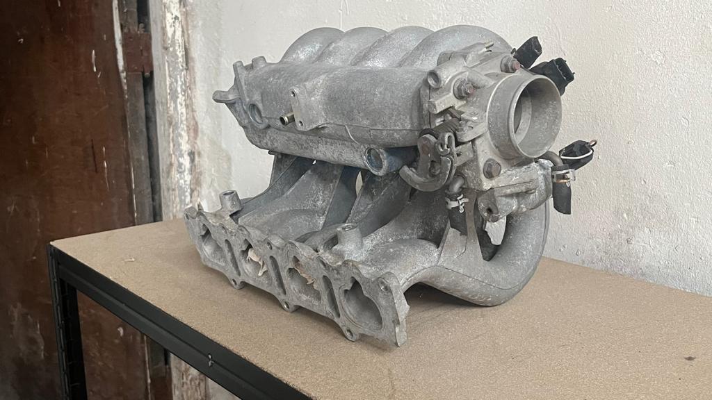 Inlaatspruitstuk Mazda 323 1.6 K5T46590 BP5W1717 K5T48279, Auto-onderdelen, Motor en Toebehoren, Ophalen of Verzenden, Nieuw, Mazda