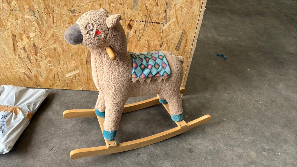 Schattig lama hobbelpaard voor uren speelplezier, Ophalen of Verzenden, Gebruikt, Jongen of Meisje