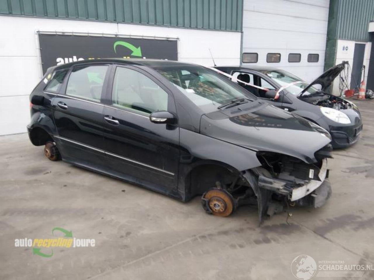 Mercedes-Benz B-klasse onderdelen (kleur: 191) donorauto, Auto-onderdelen
