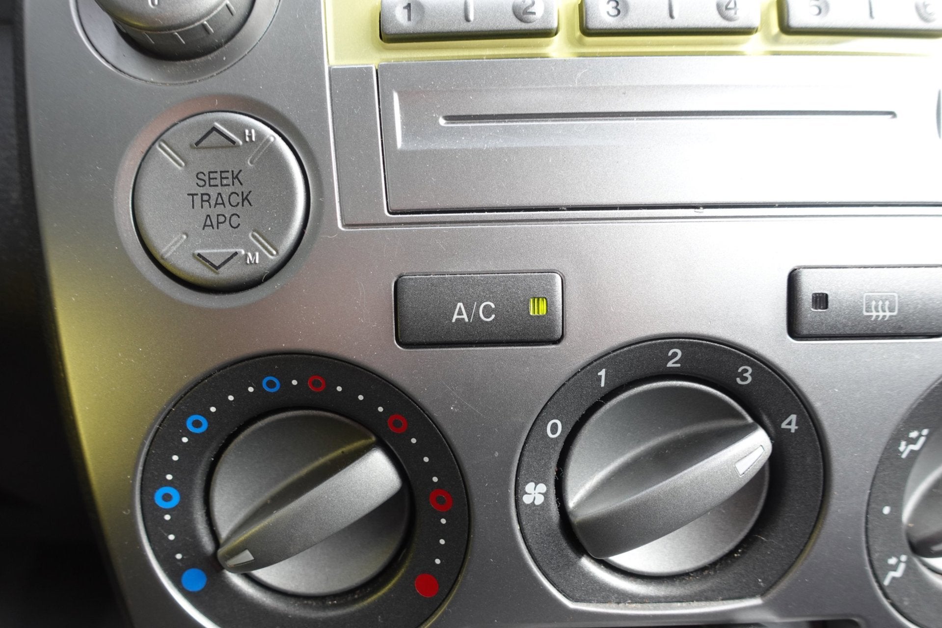 Foto 16 van Mazda 2 1.4 Sportive AIRCO